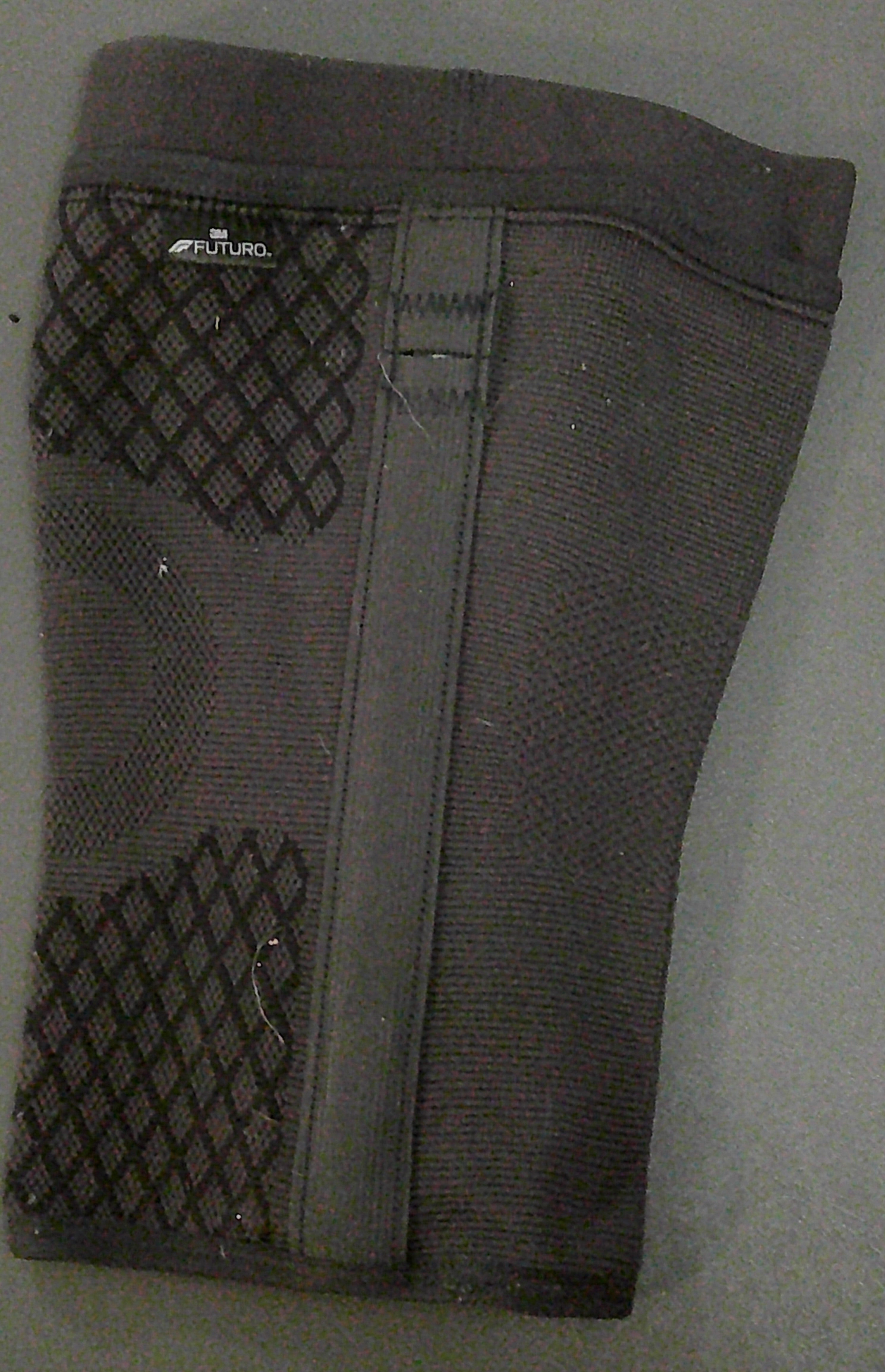 m3 Futuro Knee Compression Sleeve